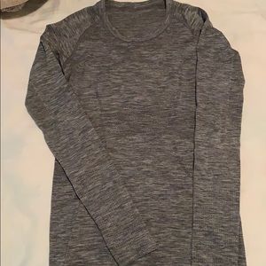 Lulu lemon Gray Swiftly Tech Shirt